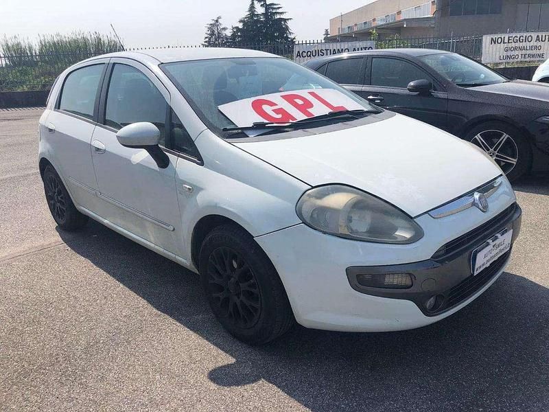 Usata Fiat Punto Evo Dynamic 77 CV (56 kW) 2009 Bianco Utilitaria