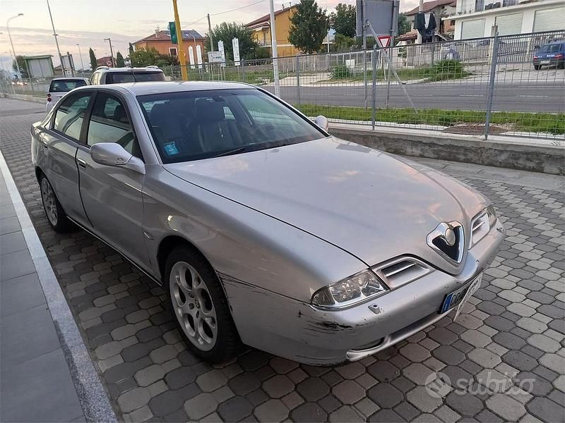 Usata Alfa Romeo 166 150 CV (110 kW) 2003 Grigio Berlina