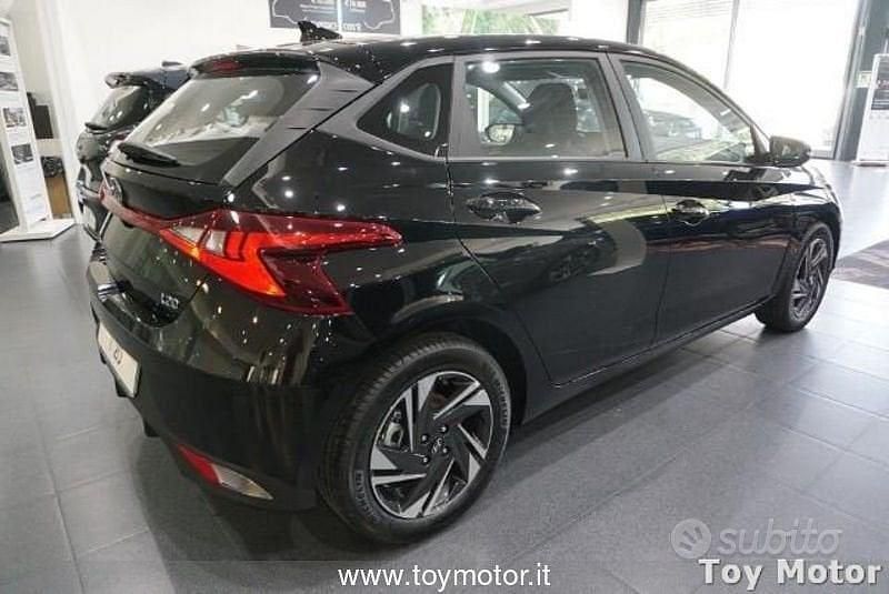 Usata Hyundai i20 100 CV (73 kW) 2023 Nero Berlina