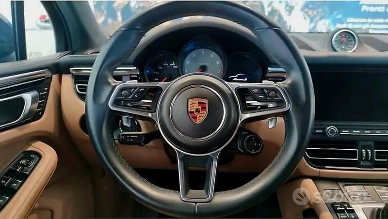 Usata Porsche Macan Turbo 353 CV (259 kW) 2019 Blu SUV