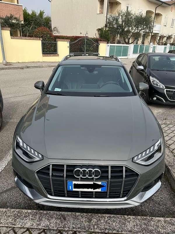 Usata Audi A4 Allroad Business 204 CV (150 kW) 2022 Grigio Station wagon