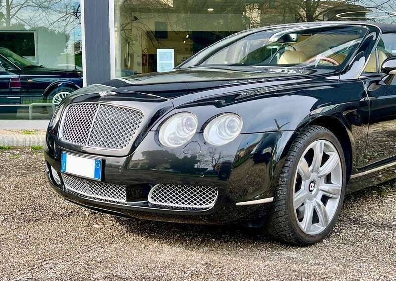 Usata Bentley Continental GT Convertible 559 CV (411 kW) 2007 Nero Cabrio