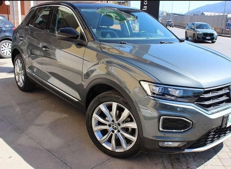 Usata 2022 VW T-Roc Life SUV | 20.500 € (Super prezzo) - Immagine 1/4