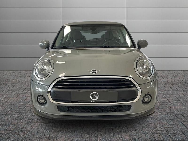 Begagnad Mini ONE 75 HK (55 kW) 2020 Grå Halvkombi