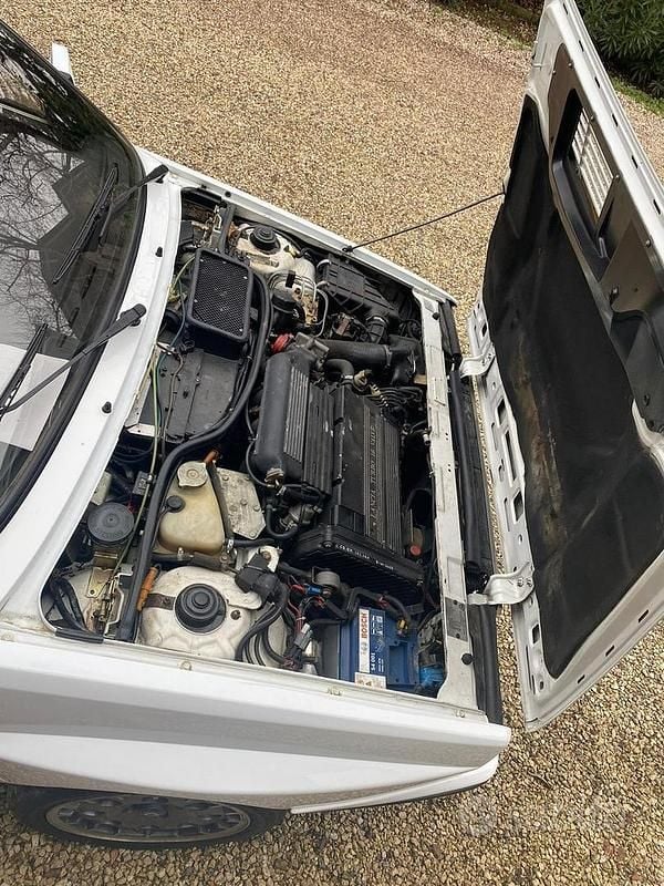 Usata Lancia Delta 196 CV (144 kW) 1990 Utilitaria