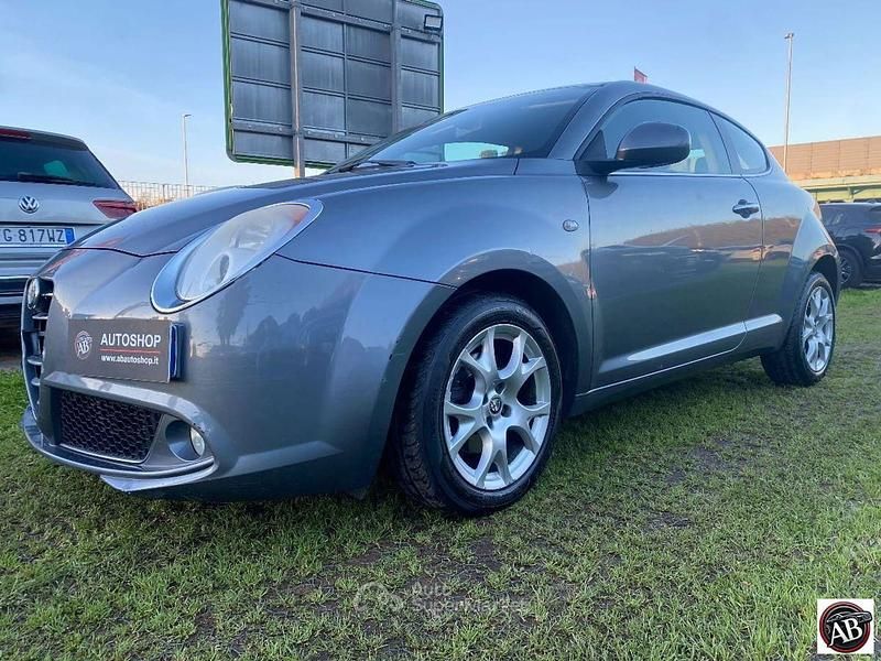 Usata Alfa Romeo MiTo 121 CV (88 kW) 2011 Gray Utilitaria
