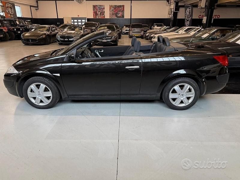 Usata Renault Mégane Cabriolet 106 CV (77 kW) 2008 Nero Cabrio