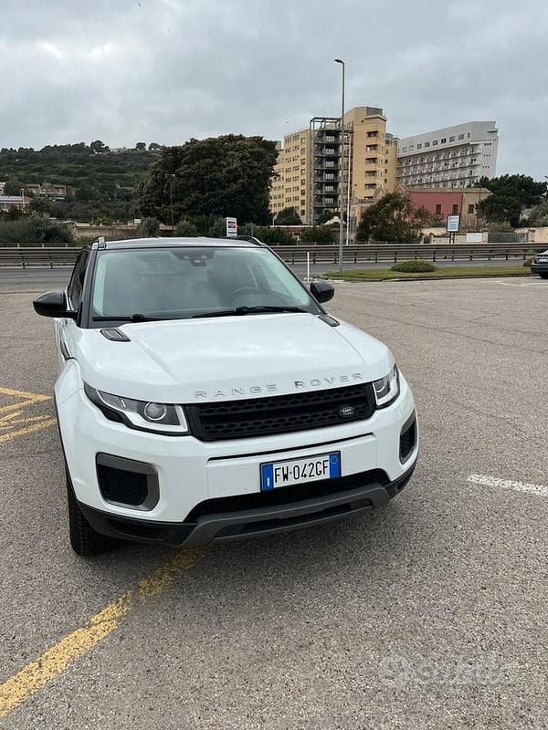 Usata Land Rover Range Rover evoque SE Dynamic 150 CV (110 kW) 2016 Bianco Station wagon
