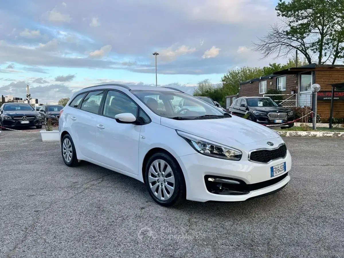 Usata Kia Ceed Sportswagon Active 110 CV (80 kW) 2016 Bianco Station wagon