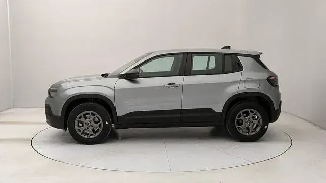 Nuova Jeep Avenger Longitude 110 CV (80 kW) 2025 Grigio SUV