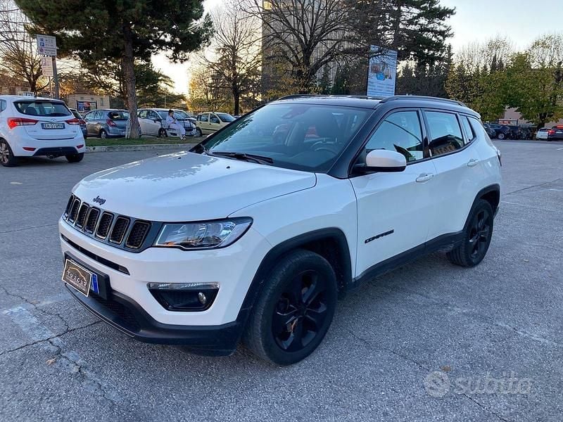 Usata Jeep Compass Night Eagle 140 CV (102 kW) 2018 Bianco SUV