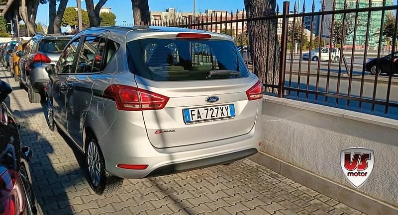 Begagnad Ford B-MAX Business Edition 75 HK (55 kW) 2015 Silver Minibuss