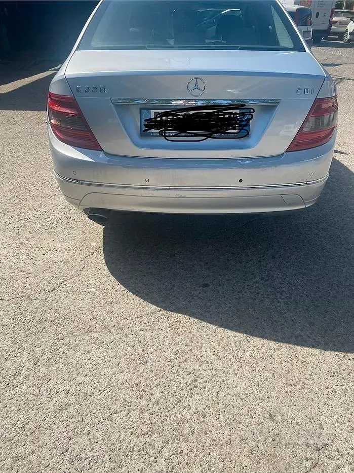 Usata Mercedes C220 Avantgarde 170 CV (125 kW) 2008 Grigio Berlina