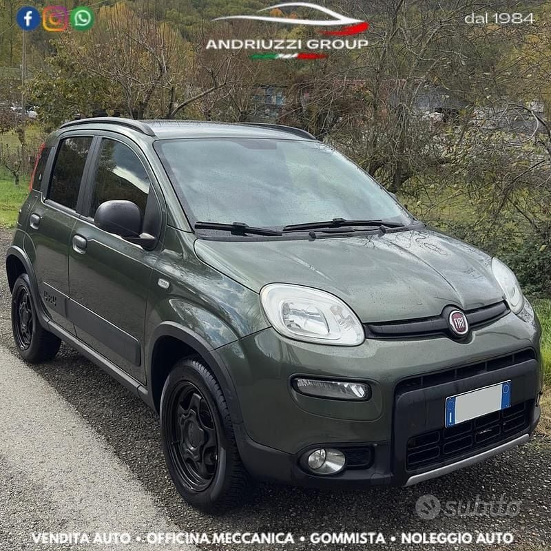 Usata Fiat Panda 4x4 Climbing 95 CV (69 kW) 2018 Verde Utilitaria