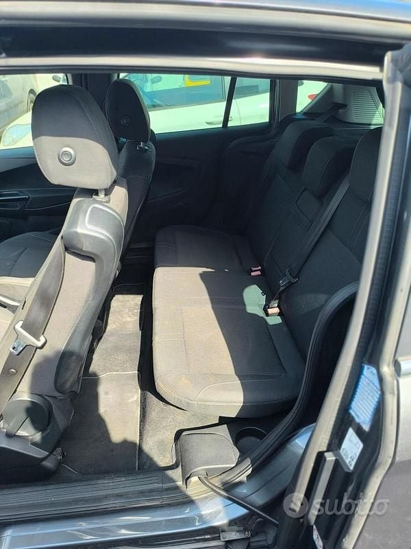 Usata Ford B-MAX 75 CV (55 kW) 2015 Grigio Monovolume