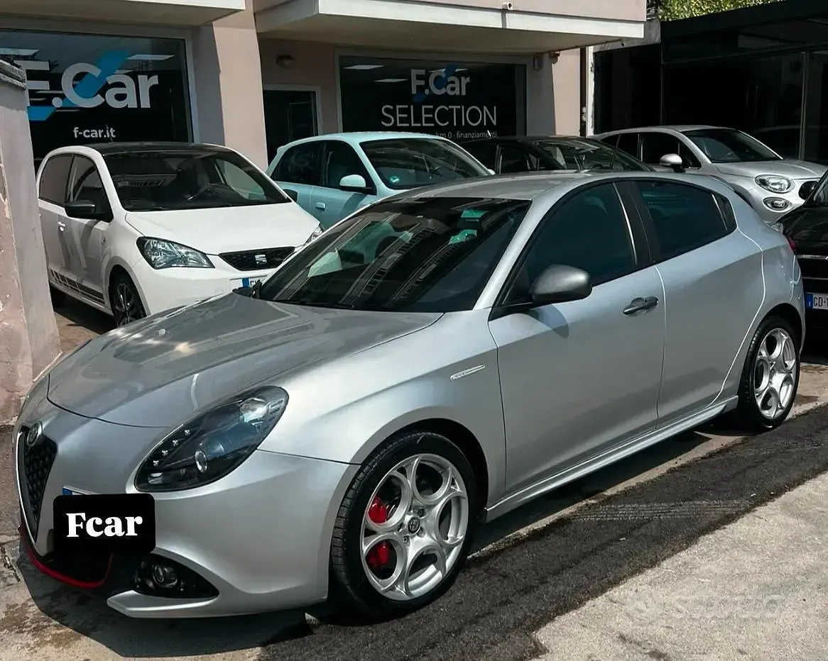 Usata Alfa Romeo Giulietta Super 120 CV (88 kW) 2017 Grigio Utilitaria
