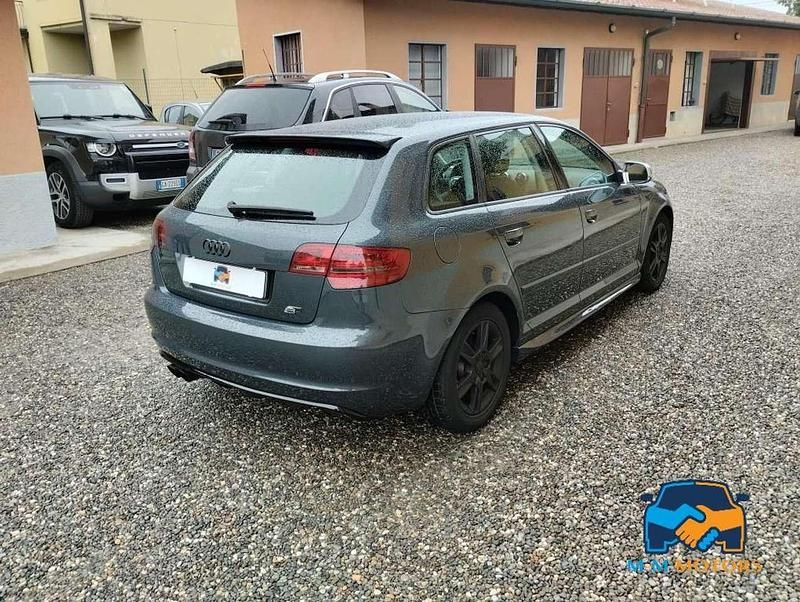 Usata Audi A3 Attraction 105 CV (77 kW) 2011 Grigio Utilitaria