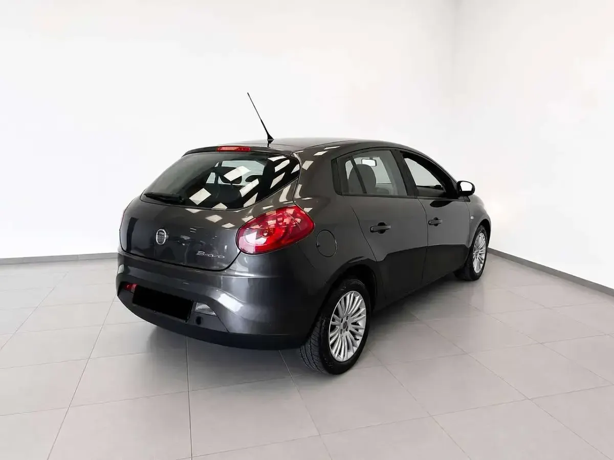Usata Fiat Bravo Dynamic 120 CV (88 kW) 2010 Other Utilitaria