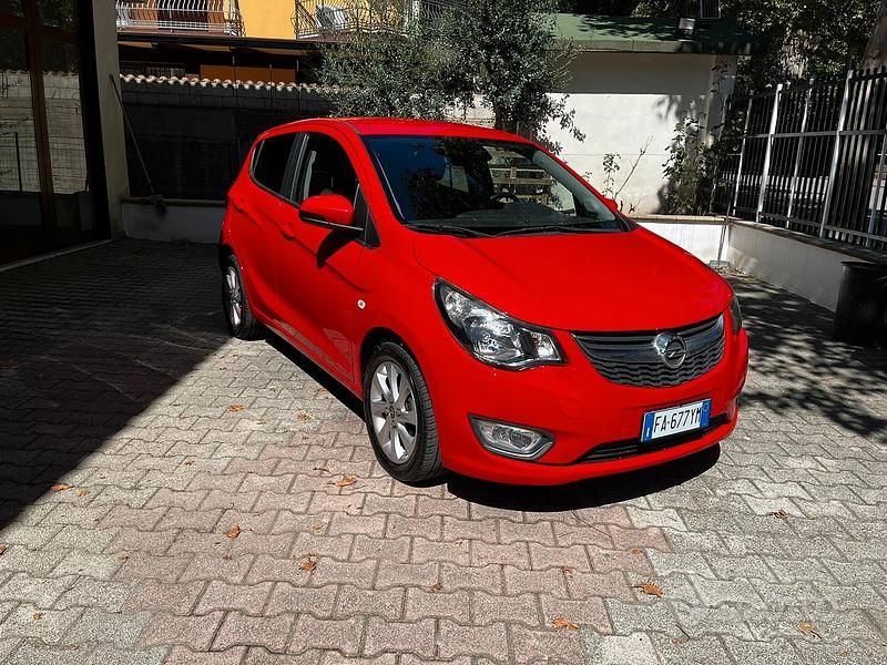 Rosso Usata 2015 Opel Karl Due volumi | 6700 € (Buon prezzo) - Immagine 1/4