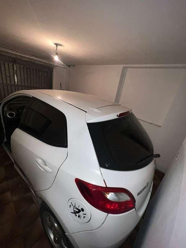 Usata Mazda 2 68 CV (50 kW) 2009 Utilitaria