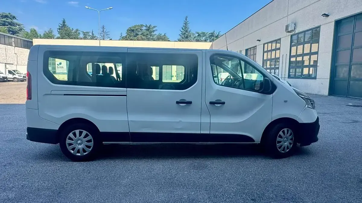 Usata Renault Trafic 120 CV (88 kW) 2020 Bianco Monovolume