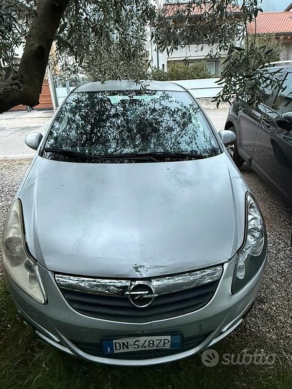 Usata Opel Corsa 2008 Grigio Utilitaria