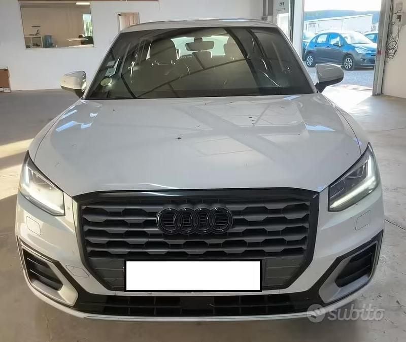Usata Audi Q2 S-Line 116 CV (85 kW) 2019 Bianco SUV
