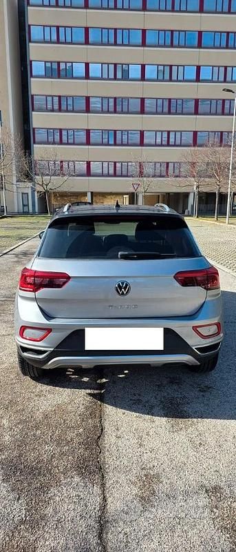Usata VW T-Roc Style 150 CV (110 kW) 2023 Grigio SUV