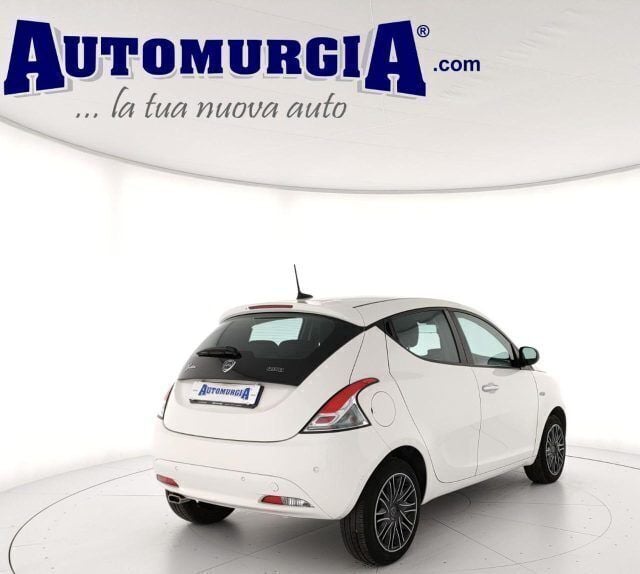 Usata Lancia Ypsilon S 69 CV (50 kW) 2022 Bianco Utilitaria