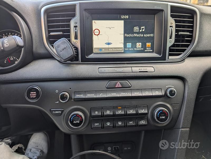 Usata Kia Sportage 115 CV (84 kW) 2018 Grigio SUV