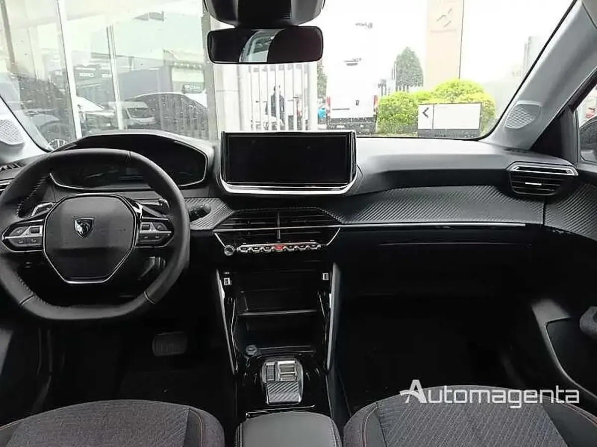 Nuova Peugeot 208 Business-Line 110 CV (80 kW) 2025 Bianco Utilitaria