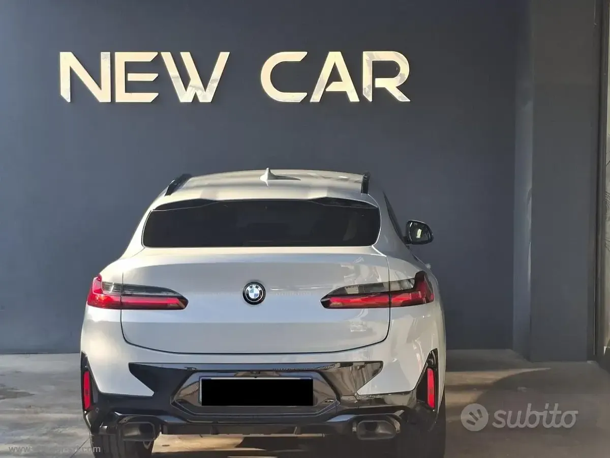 Usata BMW X4 249 CV (183 kW) 2023 Grigio SUV