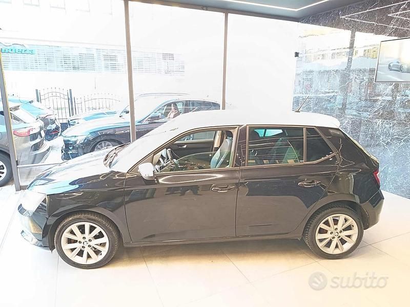Usata Skoda Fabia Design Edition 75 CV (55 kW) 2016 Nero Berlina