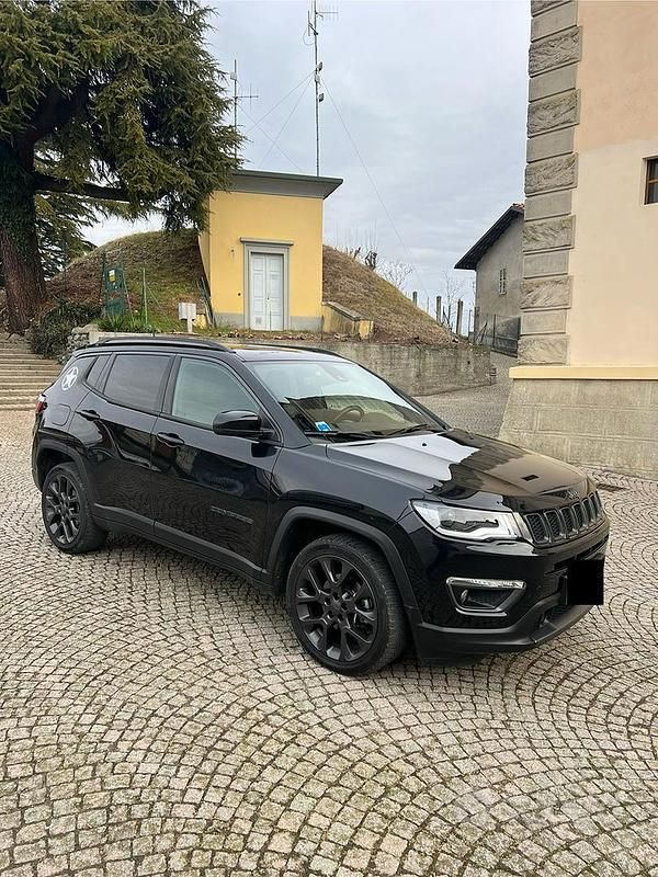 Usata Jeep Compass Night Eagle 131 CV (96 kW) 2020 Nero SUV
