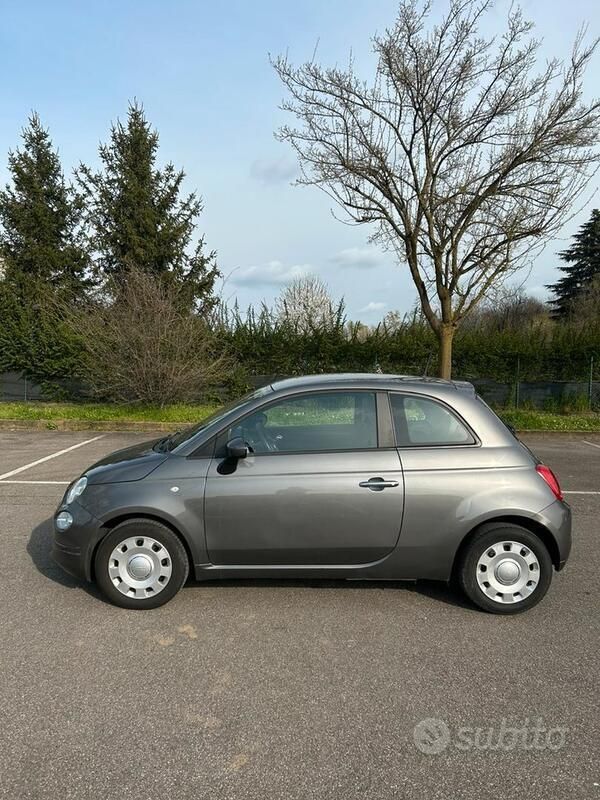 Grigio Usata 2018 Fiat 500 Pop Due volumi | 8500 € (Ottimo prezzo) - Immagine 1/4