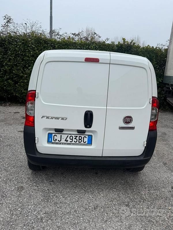 Usata Fiat Fiorino 95 CV (69 kW) 2022 Bianco Monovolume