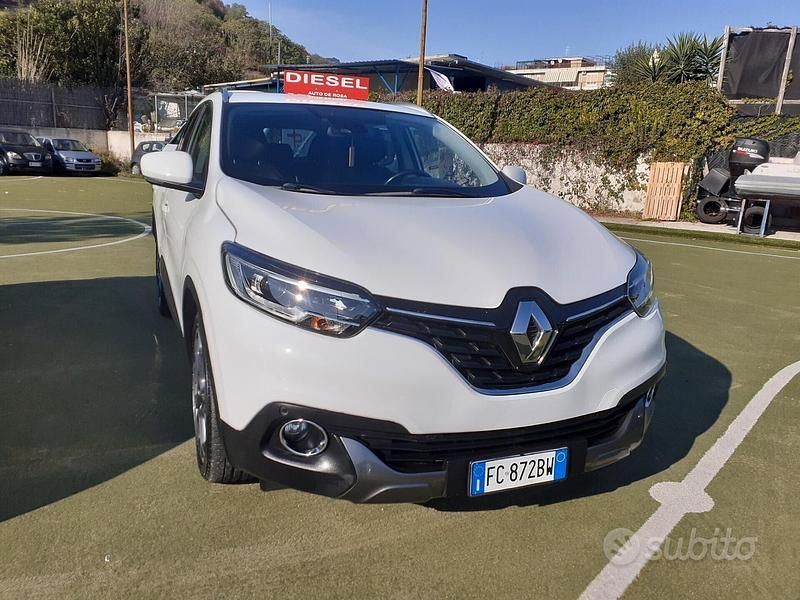 Bianco Usata 2016 Renault Kadjar SUV | 11.000 € (Buon prezzo) - Immagine 1/4