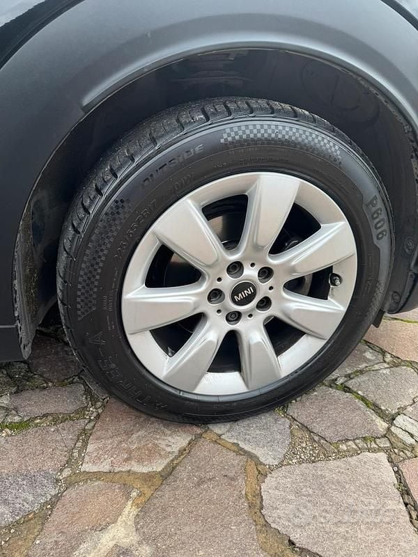 Usata Mini One Countryman 102 CV (75 kW) 2019 Nero SUV