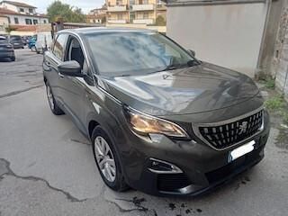Usata Peugeot 3008 Active 131 CV (96 kW) 2019 Verde SUV