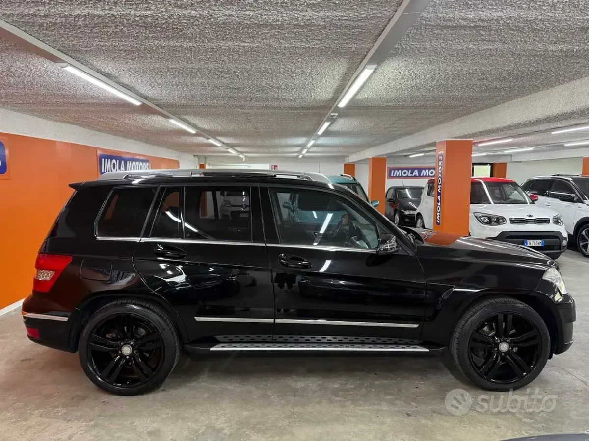 Usata Mercedes GLK320 224 CV (164 kW) 2009 Nero SUV