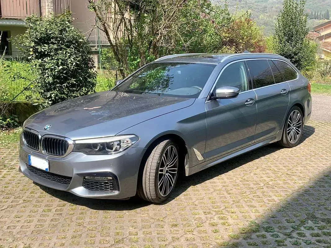 Usata BMW 520 M Sport 190 CV (139 kW) 2018 Grigio Station wagon