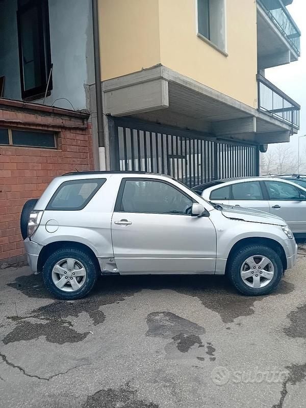 Usata Suzuki Grand Vitara 2008 Grigio SUV