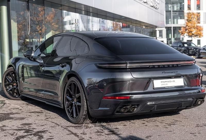 Usata Porsche Panamera 4 E-Hybrid Executive Executive 462 CV (339 kW) 2024 Grigio Utilitaria