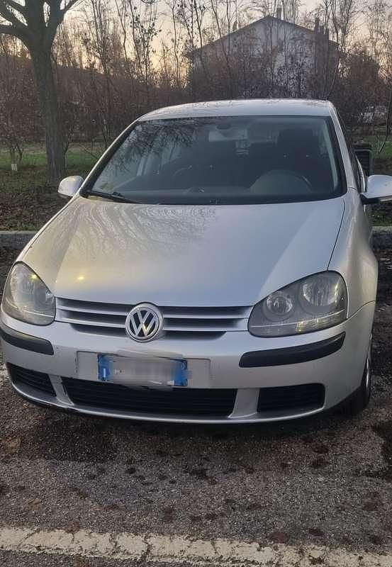 Usata VW Golf Comfortline 105 CV (77 kW) 2004 Berlina