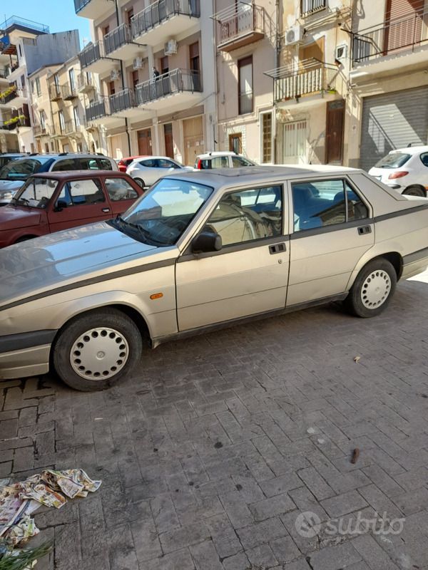 Usata Alfa Romeo 75 120 CV (88 kW) 1989 Berlina