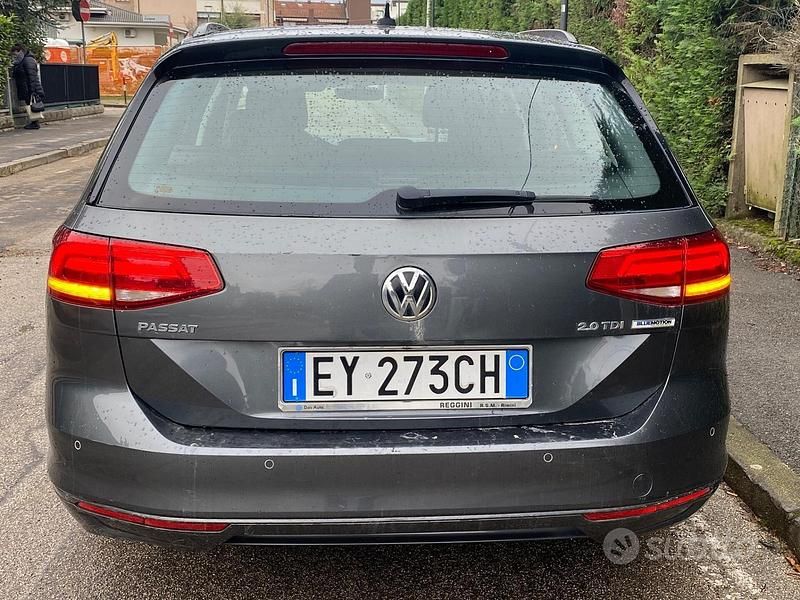 Usata VW Passat Comfortline 150 CV (110 kW) 2015 Grigio Station wagon