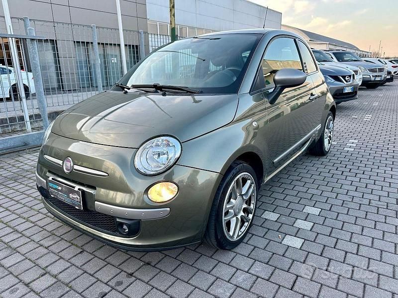 Usata Fiat 500 69 CV (50 kW) 2011 Verde Utilitaria