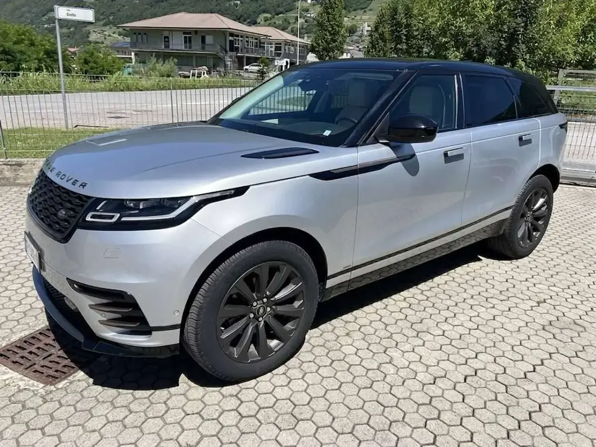 Usata Land Rover Range Rover Velar R-Dynamic 250 CV (183 kW) 2018 Grigio SUV