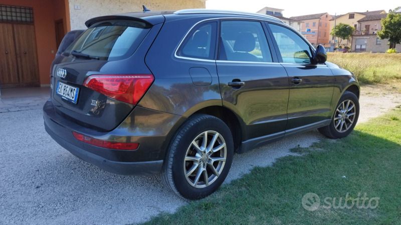 Usata Audi Q5 170 CV (125 kW) 2011 Nero SUV