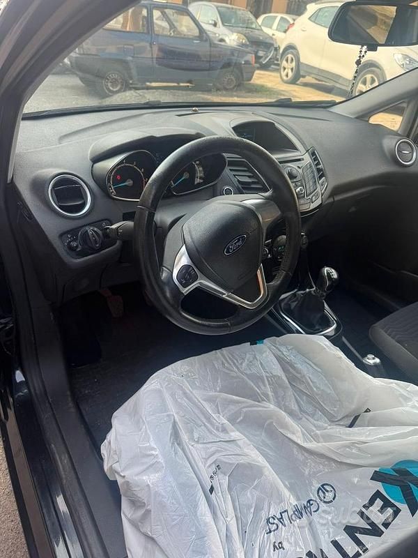 Usata Ford Fiesta 2013 Nero Utilitaria